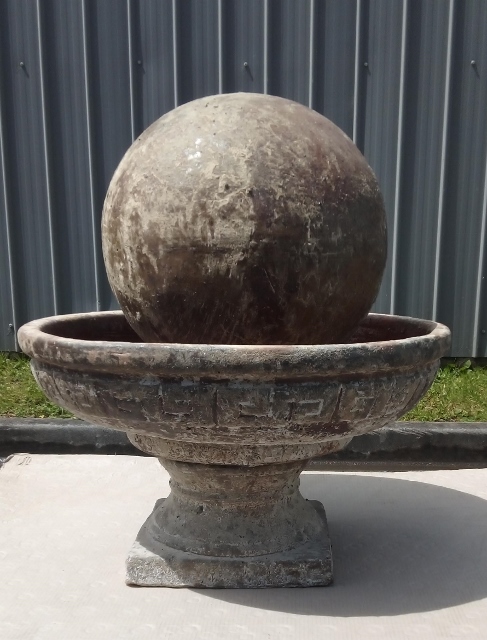 STELLAR Bowl & Stand (Ancient Rust)